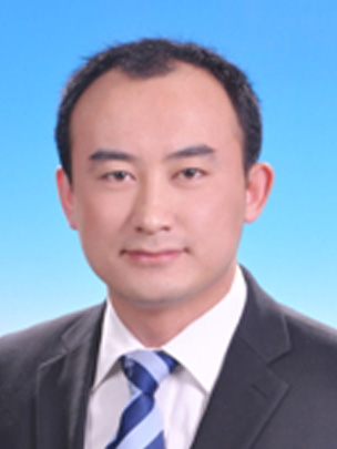 杨成伟.jpg