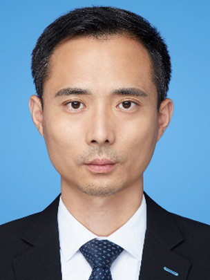 杨凯.jpg